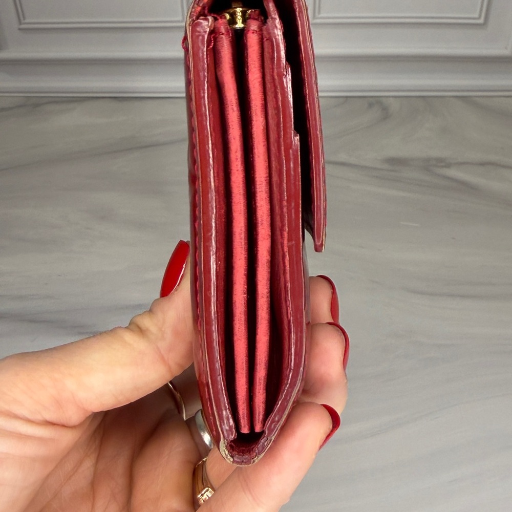 Authentic Louis Vuitton Red Vernis Sarah Wallet | Monogram | Project - Picture 6 of 13